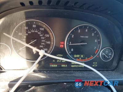 Zdjęcie 9 z 12 samochodu: 2013 BMW 528 XI VIN:WBAXH5C58DD115369 - miniatura
