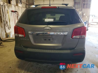 Zdjęcie 6 z 13 samochodu: 2012 KIA SORENTO LX VIN:5XYKT3A67CG230251 - miniatura