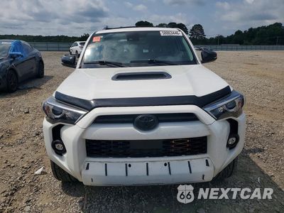 Piąte zdjęcie samochodu w środku: 2021 TOYOTA 4RUNNER VENTURE EDITION VIN:JTEHU5JR1M5909029 - miniatura