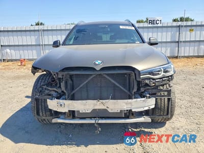 Piąte zdjęcie samochodu w środku: 2021 BMW X7 XDRIVE40I VIN:5UXCW2C08M9H14528 - miniatura
