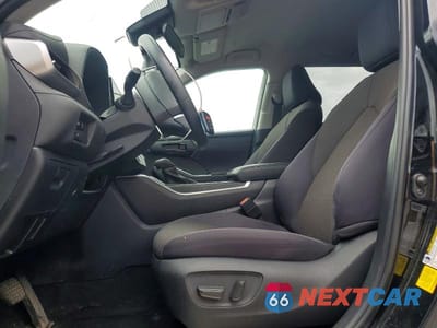 Zdjęcie 7 z 14 samochodu: 2023 TOYOTA HIGHLANDER LE VIN:5TDKDRBH0PS003055 - miniatura