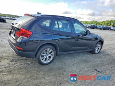 Trzecie zdjęcie samochodu z tyłu: 2014 BMW X1 XDRIVE28I VIN:WBAVL1C51EVY10755 - miniatura