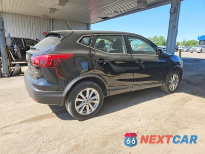 Trzecie zdjęcie samochodu z tyłu: 2019 NISSAN ROGUE SPORT S VIN:JN1BJ1CR3KW318087 - miniatura