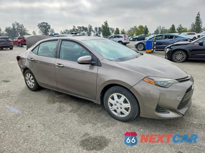 Czwarte zdjęcie samochodu z boku: 2019 TOYOTA COROLLA LE VIN:5YFBURHE3KP935006 - miniatura