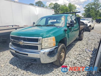 2010 CHEVROLET SILVERADO C3500 1GB4CZBK8AF128372 - główne zdjęcie licytacji z USA - miniatura