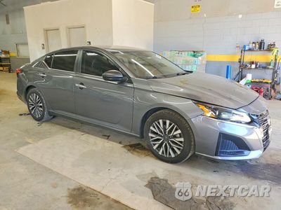 Czwarte zdjęcie samochodu z boku: 2024 NISSAN ALTIMA SV VIN:1N4BL4DV8RN335199 - miniatura