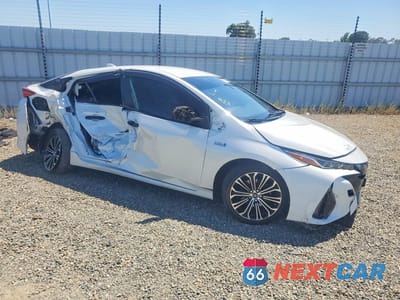 Czwarte zdjęcie samochodu z boku: 2022 TOYOTA PRIUS PRIME XLE VIN:JTDKAMFP6N3226888 - miniatura