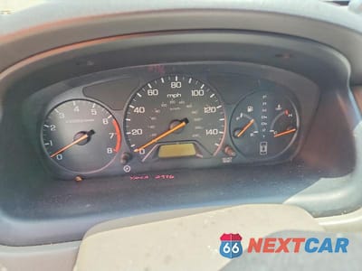 Zdjęcie 9 z 12 samochodu: 2002 HONDA ACCORD VALUE VIN:1HGCF86602A055682 - miniatura