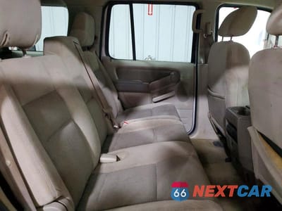Zdjęcie 11 z 13 samochodu: 2006 FORD EXPLORER XLT VIN:1FMEU73E26ZA22267 - miniatura
