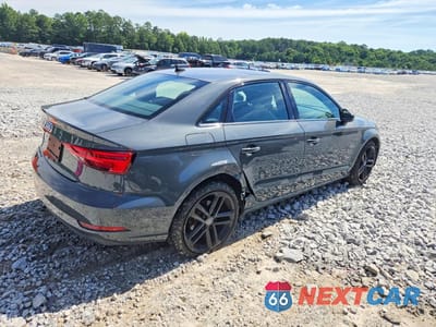 Trzecie zdjęcie samochodu z tyłu: 2020 AUDI A3 PREMIUM VIN:WAUAUGFF5LA001198 - miniatura