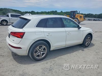 Trzecie zdjęcie samochodu z tyłu: 2019 AUDI Q5 PREMIUM VIN:WA1ANAFY7K2122963 - miniatura