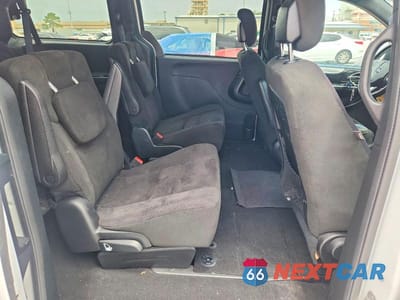 Zdjęcie 11 z 13 samochodu: 2015 DODGE GRAND CARAVAN SE VIN:2C4RDGBG4FR559127 - miniatura