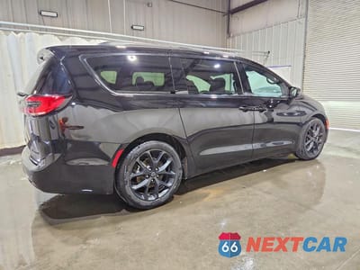 Trzecie zdjęcie samochodu z tyłu: 2025 CHRYSLER PACIFICA LIMITED VIN:2C4RC1GG2SR551031 - miniatura