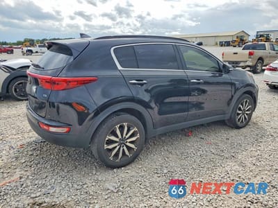 Trzecie zdjęcie samochodu z tyłu: 2019 KIA SPORTAGE EX VIN:KNDPNCAC0K7605110 - miniatura