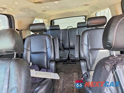 Zdjęcie 10 z 13 samochodu: 2009 CHEVROLET SUBURBAN K1500 LTZ VIN:1GNFK36319R293611 - miniatura