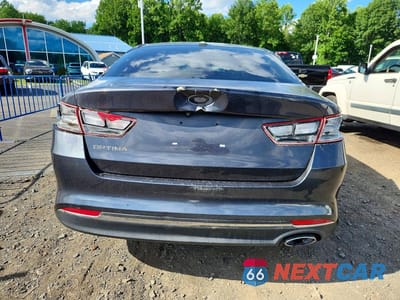 Zdjęcie 6 z 12 samochodu: 2017 KIA OPTIMA LX VIN:5XXGT4L37HG123792 - miniatura