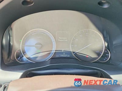 Zdjęcie 9 z 12 samochodu: 2017 LEXUS ES 300H VIN:JTHBW1GG7H2152923 - miniatura