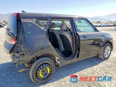 Trzecie zdjęcie samochodu z tyłu: 2021 KIA SOUL S VIN:KNDJ23AU6M7785543 - miniatura