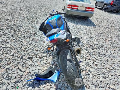 Czwarte zdjęcie samochodu z boku: 2025 SUZUKI GSX-R1000 R VIN:JS1DM11M9S7100082 - miniatura