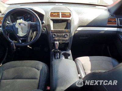 Zdjęcie 8 z 14 samochodu: 2017 FORD EXPLORER XLT VIN:1FM5K7D84HGC29921 - miniatura