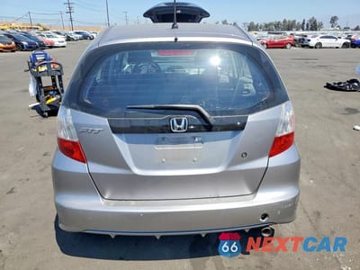 Zdjęcie 6 z 13 samochodu: 2009 HONDA FIT VIN:JHMGE88269S070994 - miniatura