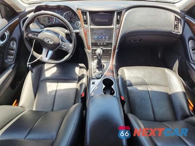 Zdjęcie 8 z 12 samochodu: 2019 INFINITI Q50 LUXE VIN:JN1EV7AP2KM512269 - miniatura