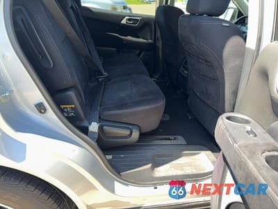 Zdjęcie 6 z 10 samochodu: 2013 NISSAN PATHFINDER S VIN:5N1AR2MM8DC623417 - miniatura