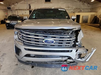 Piąte zdjęcie samochodu w środku: 2021 FORD EXPEDITION XLT VIN:1FMJU1JT5MEA85459 - miniatura