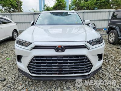Piąte zdjęcie samochodu w środku: 2024 TOYOTA GRAND HIGHLANDER XLE VIN:5TDAAAA53RS000876 - miniatura