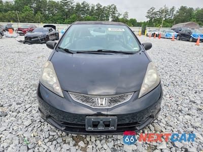 Piąte zdjęcie samochodu w środku: 2010 HONDA FIT VIN:JHMGE8G20AC034363 - miniatura
