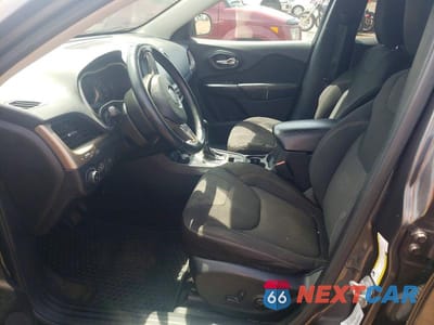Zdjęcie 7 z 13 samochodu: 2015 JEEP CHEROKEE LATITUDE VIN:1C4PJMCS2FW509741 - miniatura