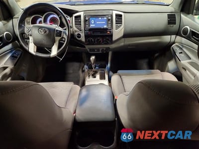 Zdjęcie 8 z 12 samochodu: 2015 TOYOTA TACOMA V6 VIN:5TFUU4EN1FX125624 - miniatura