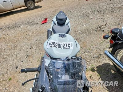 Piąte zdjęcie samochodu w środku: 2025 KAWASAKI ZX636 K VIN:JKBZXJK11SA007055 - miniatura