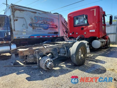 Czwarte zdjęcie samochodu z boku: 2017 FREIGHTLINER COLUMBIA TRUCK CAB AND CHASSIS VIN:1FVXA7CK7HLJD4290 - miniatura