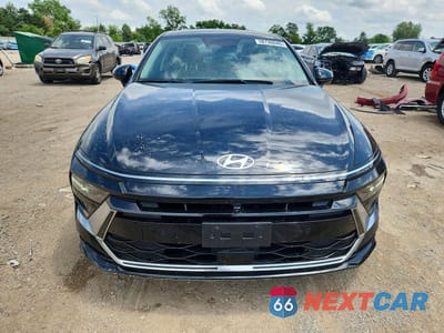 Piąte zdjęcie samochodu w środku: 2025 HYUNDAI SONATA HYBRID LIMITED VIN:KMHL54JJ6SA105289 - miniatura