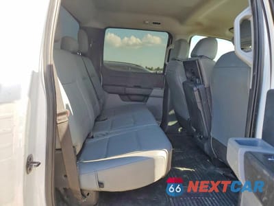 Zdjęcie 10 z 12 samochodu: 2023 FORD F350 SUPER DUTY VIN:1FT8W3BA9PED63757 - miniatura
