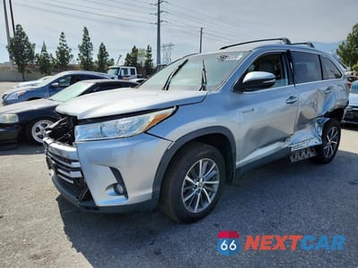 2019 TOYOTA HIGHLANDER HYBRID XLE 5TDJGRFH5KS078811 - główne zdjęcie licytacji z USA - miniatura
