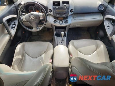 Zdjęcie 8 z 13 samochodu: 2007 TOYOTA RAV4 LIMITED VIN:JTMBD31V676045718 - miniatura