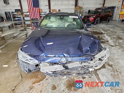 Piąte zdjęcie samochodu w środku: 2017 BMW 430XI VIN:WBA4U9C55H5D44374 - miniatura