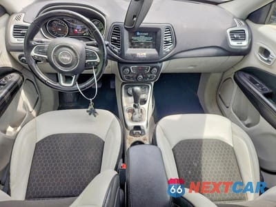 Zdjęcie 8 z 14 samochodu: 2020 JEEP COMPASS LATITUDE VIN:3C4NJDBB3LT217395 - miniatura