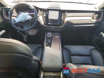 Zdjęcie 8 z 13 samochodu: 2023 VOLVO XC60 ULTIMATE VIN:YV4L12DA1P1239521 - miniatura