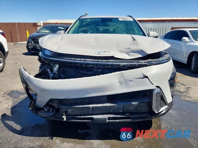 Piąte zdjęcie samochodu w środku: 2025 HYUNDAI KONA SEL VIN:KM8HBCABXSU285876 - miniatura