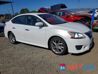 Czwarte zdjęcie samochodu z boku: 2013 NISSAN SENTRA VIN:3N1AB7AP8DL757775 - miniatura