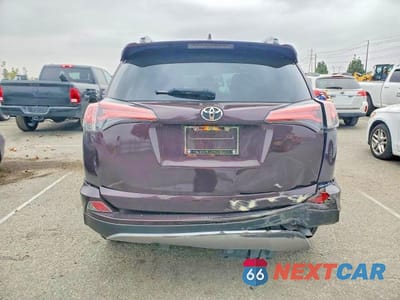 Zdjęcie 6 z 13 samochodu: 2017 TOYOTA RAV4 XLE VIN:2T3WFREV2HW331820 - miniatura