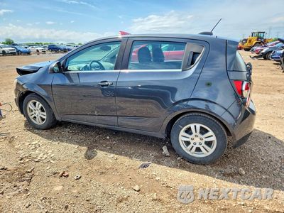 Drugie zdjęcie samochodu z przodu: 2015 CHEVROLET SONIC LT VIN:1G1JC6SH9F4182633 - miniatura