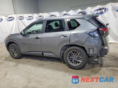 Drugie zdjęcie samochodu z przodu: 2023 NISSAN ROGUE S VIN:5N1BT3AB1PC852766 - miniatura