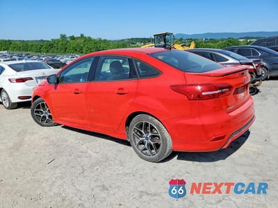 Drugie zdjęcie samochodu z przodu: 2015 FORD FOCUS SE VIN:1FADP3F21FL215634 - miniatura