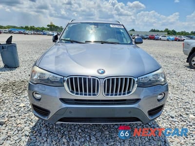 Piąte zdjęcie samochodu w środku: 2017 BMW X3 XDRIVE28I VIN:5UXWX9C35H0W69987 - miniatura