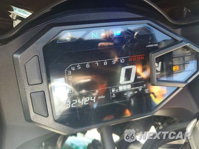 Zdjęcie 7 z 9 samochodu: 2025 KAWASAKI EX500 VIN:ML5EXGG10SDA59731 - miniatura