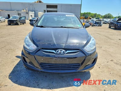 Piąte zdjęcie samochodu w środku: 2014 HYUNDAI ACCENT GS VIN:KMHCT5AE7EU164899 - miniatura